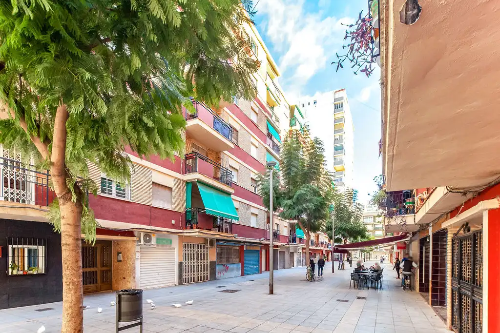 Business premises for sale in C/ Pintor Josep Ribera, imagen 5