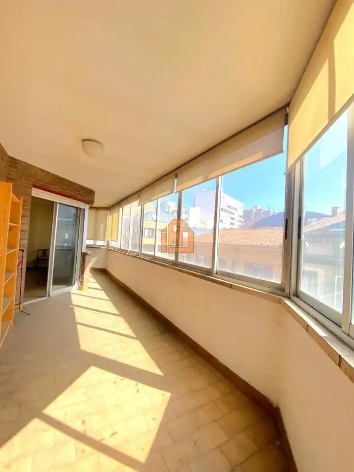 Flat with lift for sale in Calle Rodriguez Del Valle, imagen 5