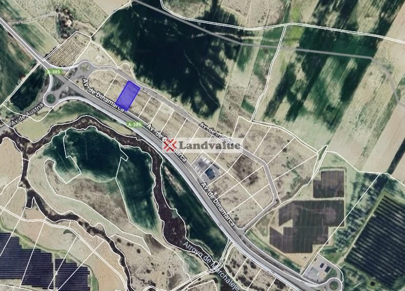 Terreno industrial en venta en Alhendín