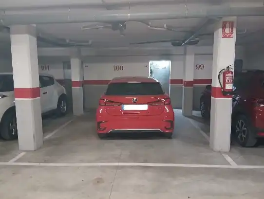 Parcheggio con ascensore in vendita a Carretera Pinos Puente
