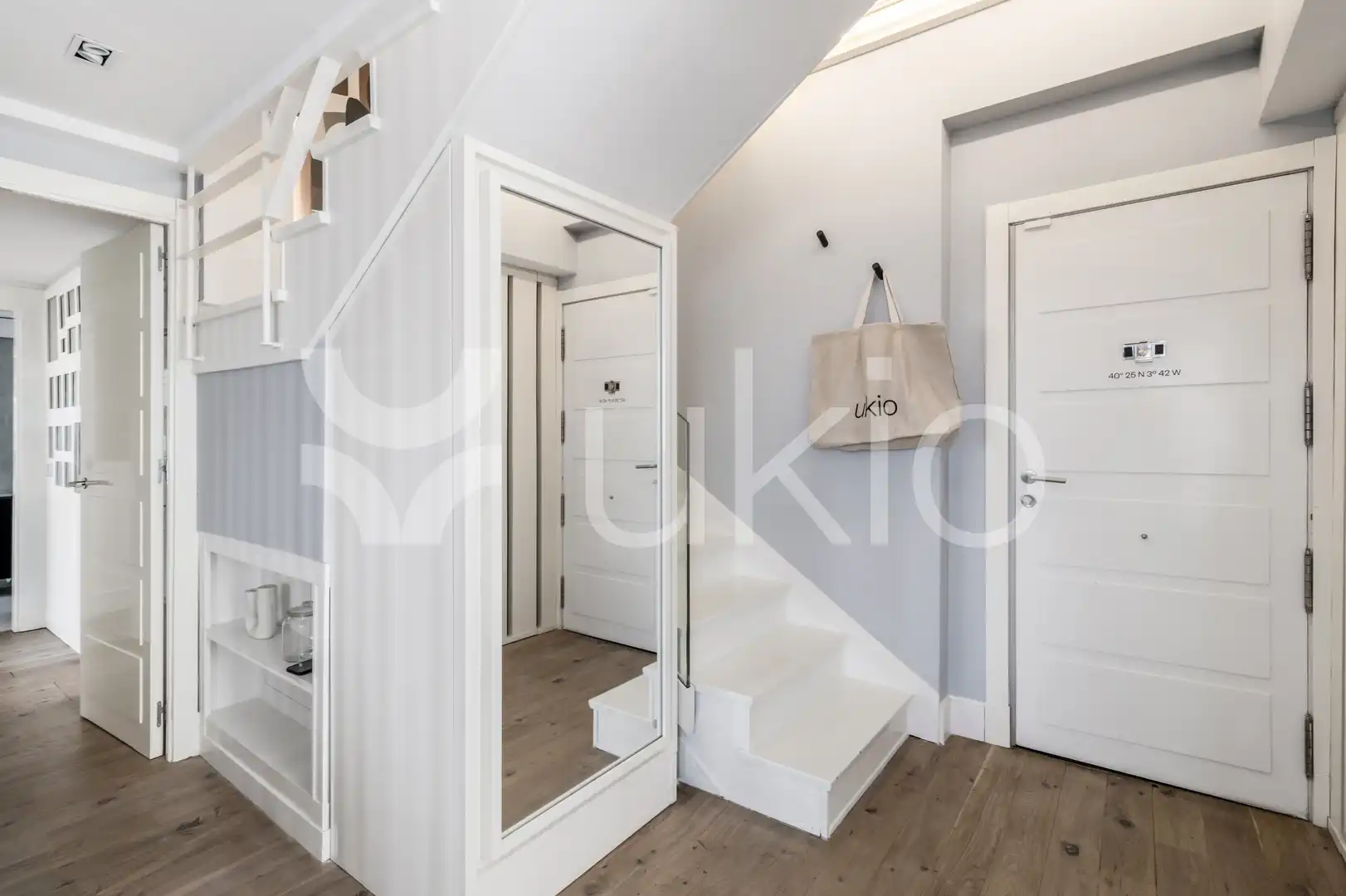 Duplexes for rent in Madrid  with Air Conditioner, Heating and Furnished