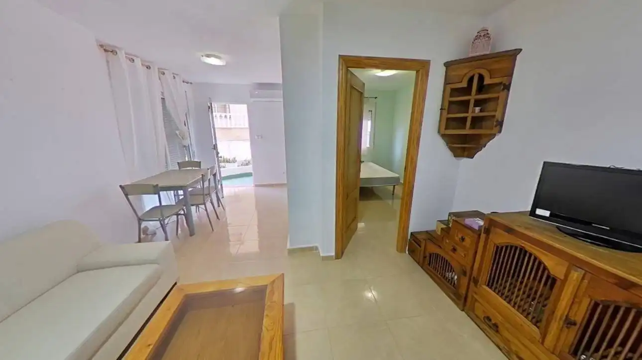 Planta baixa en venda en Torrevieja amb Aire condicionat, Calefacció i Jardí privat