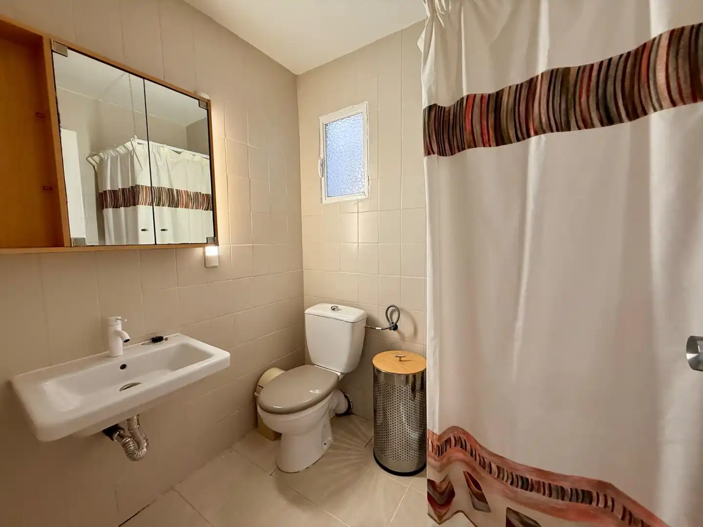 Bany de Apartament en venda en Alicante / Alacant amb Terrassa