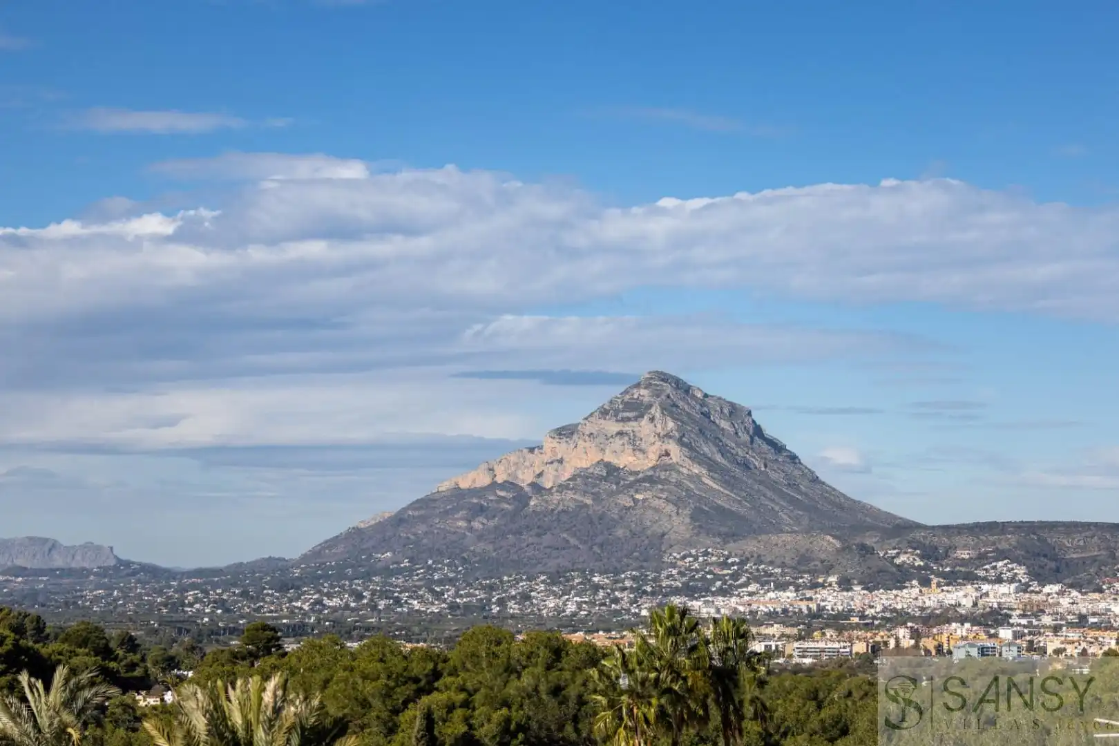 Vista exterior de Casa o xalet en venda en Jávea / Xàbia amb Aire condicionat, Terrassa i Piscina
