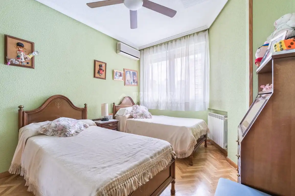 Habitación de Piso en venta en Madrid con Aire acondicionado, Calefacción y Terraza
