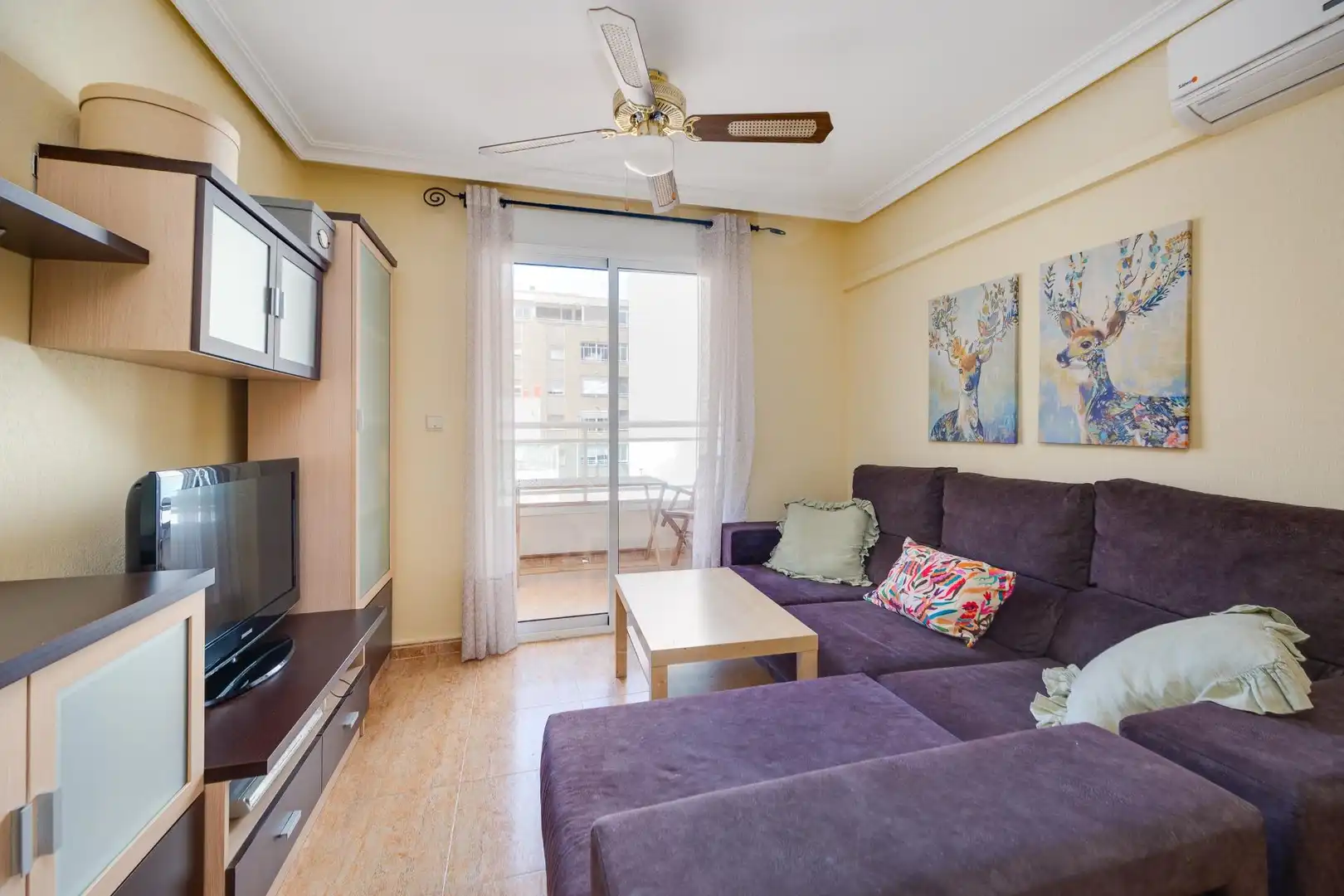 Sala de estar de Apartamento en venta en Torrevieja con Aire acondicionado, Terraza y Trastero