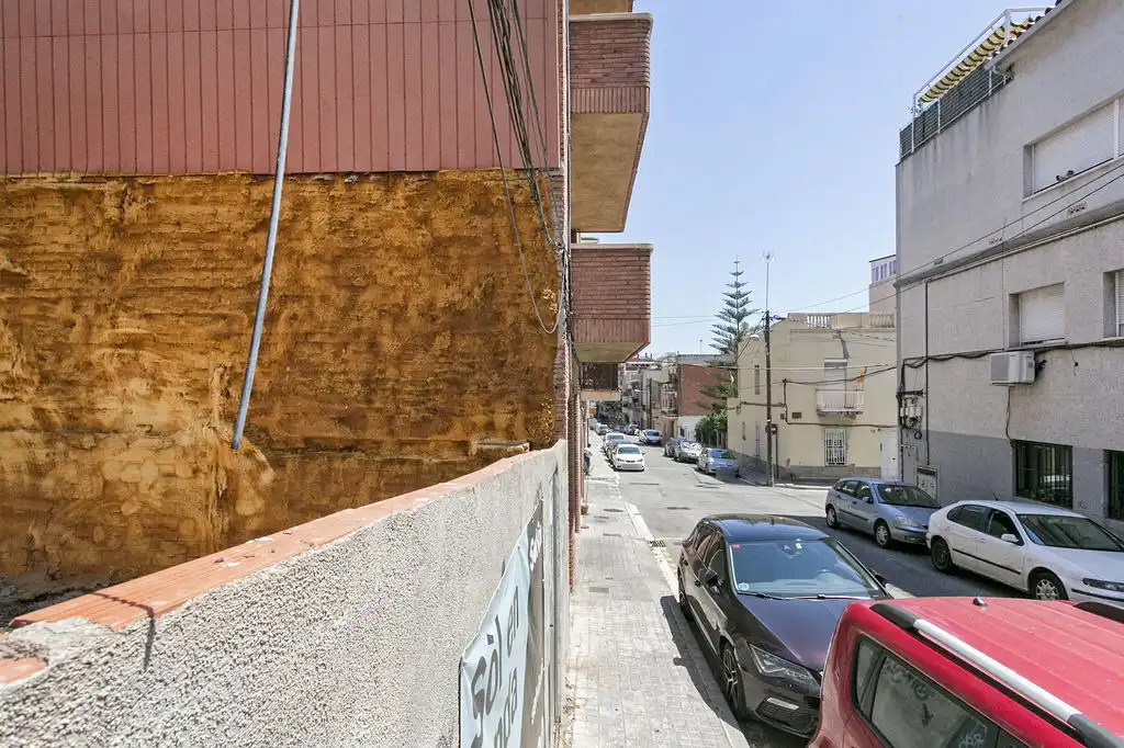 Außenansicht von Grundstücke zum Verkauf in Badalona