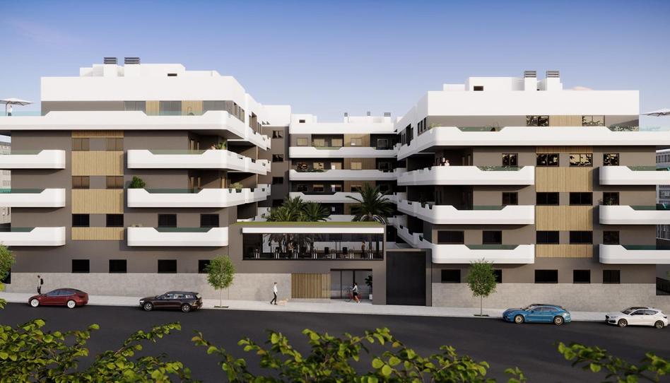 Foto 1 de Piso en venta en Centro, Alicante