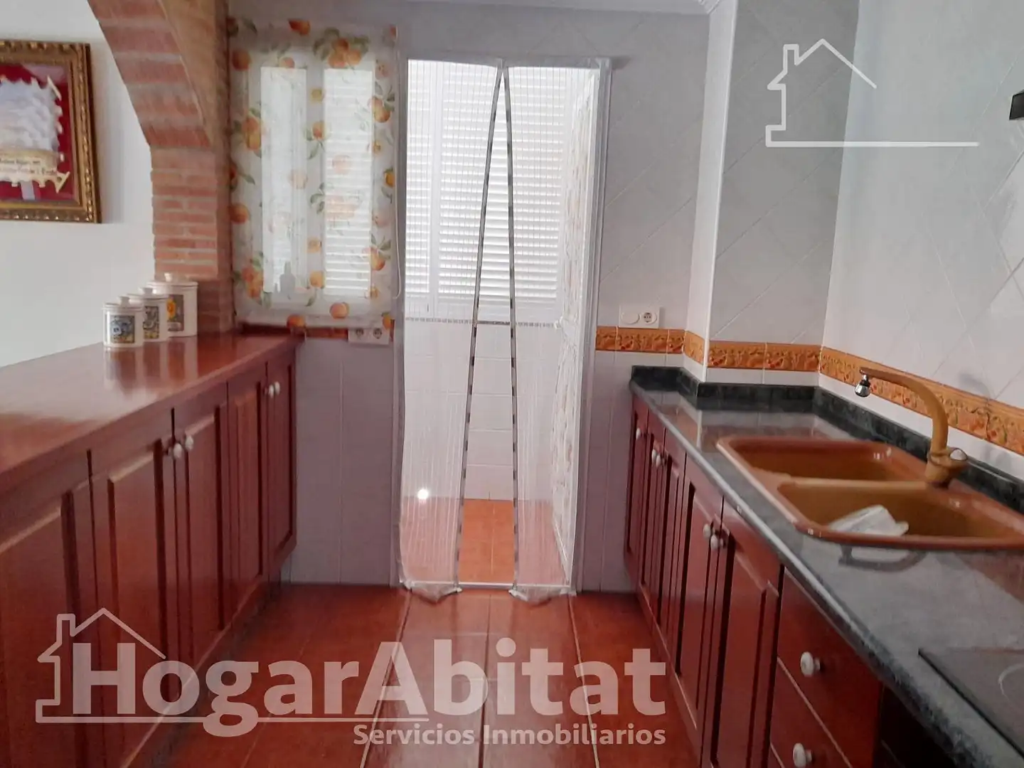 Küche von Wohnung zum Verkauf in Cullera mit Klimaanlage und Balkon
