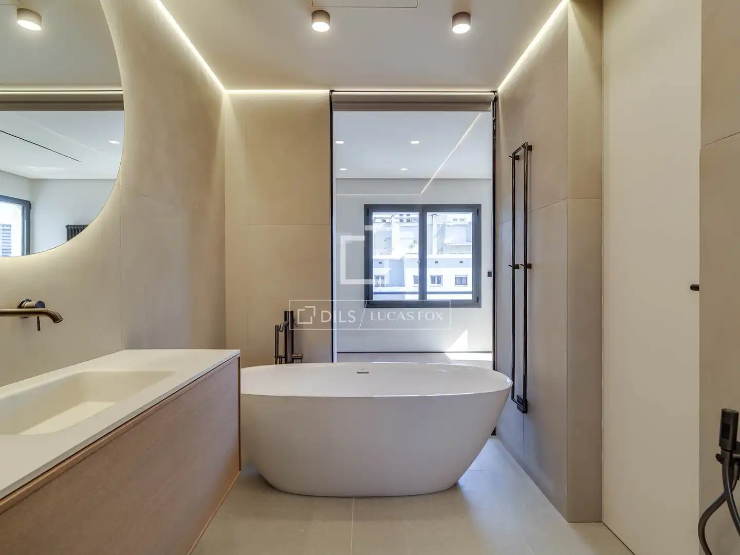 Baño de Piso en venta en Barcelona con Aire acondicionado, Calefacción y Terraza