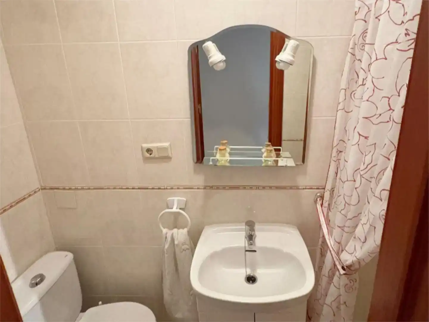 Bathroom of Flat for rent in Úbeda  with Furnished and Balcony