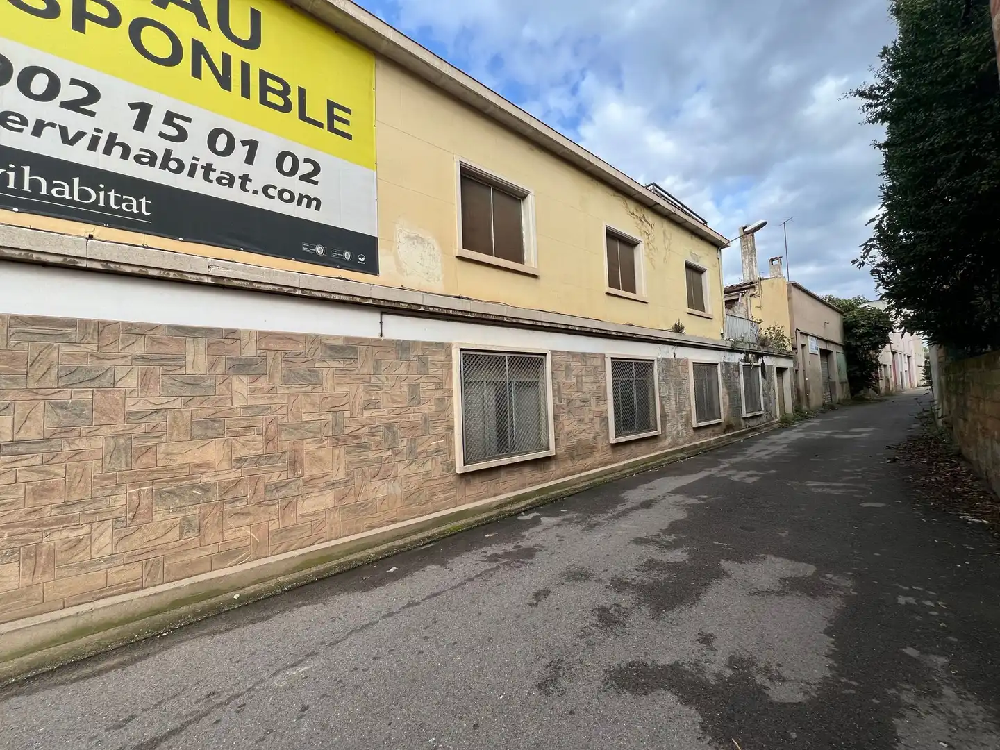 Vista exterior de Nave industrial en venta en Navarcles con Alarma