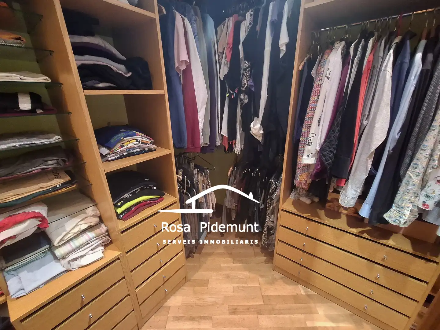 Piso en venta en Girona con Aire acondicionado, Calefacción y Terraza