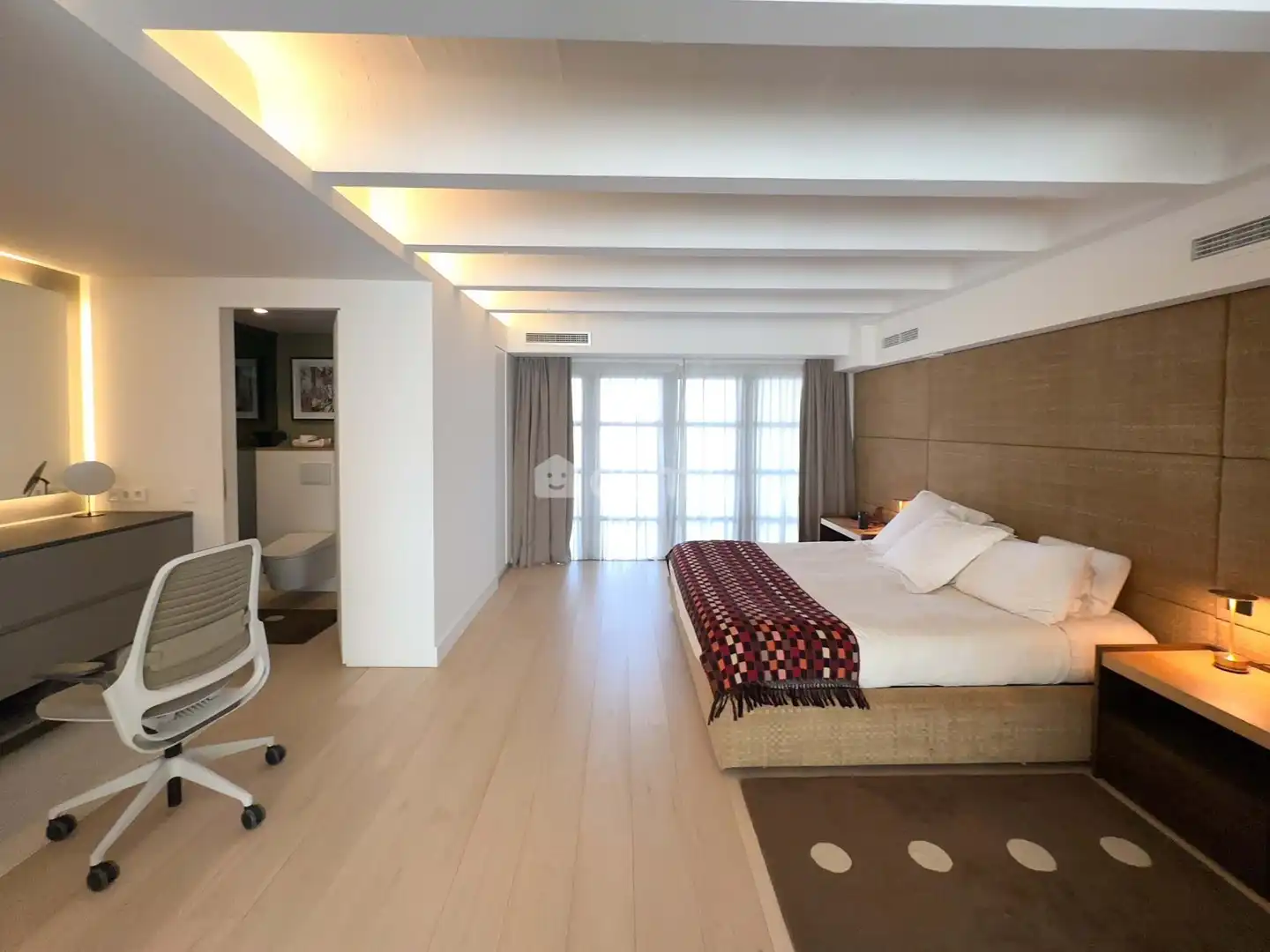 Office for rent in Avila, El Poblenou
