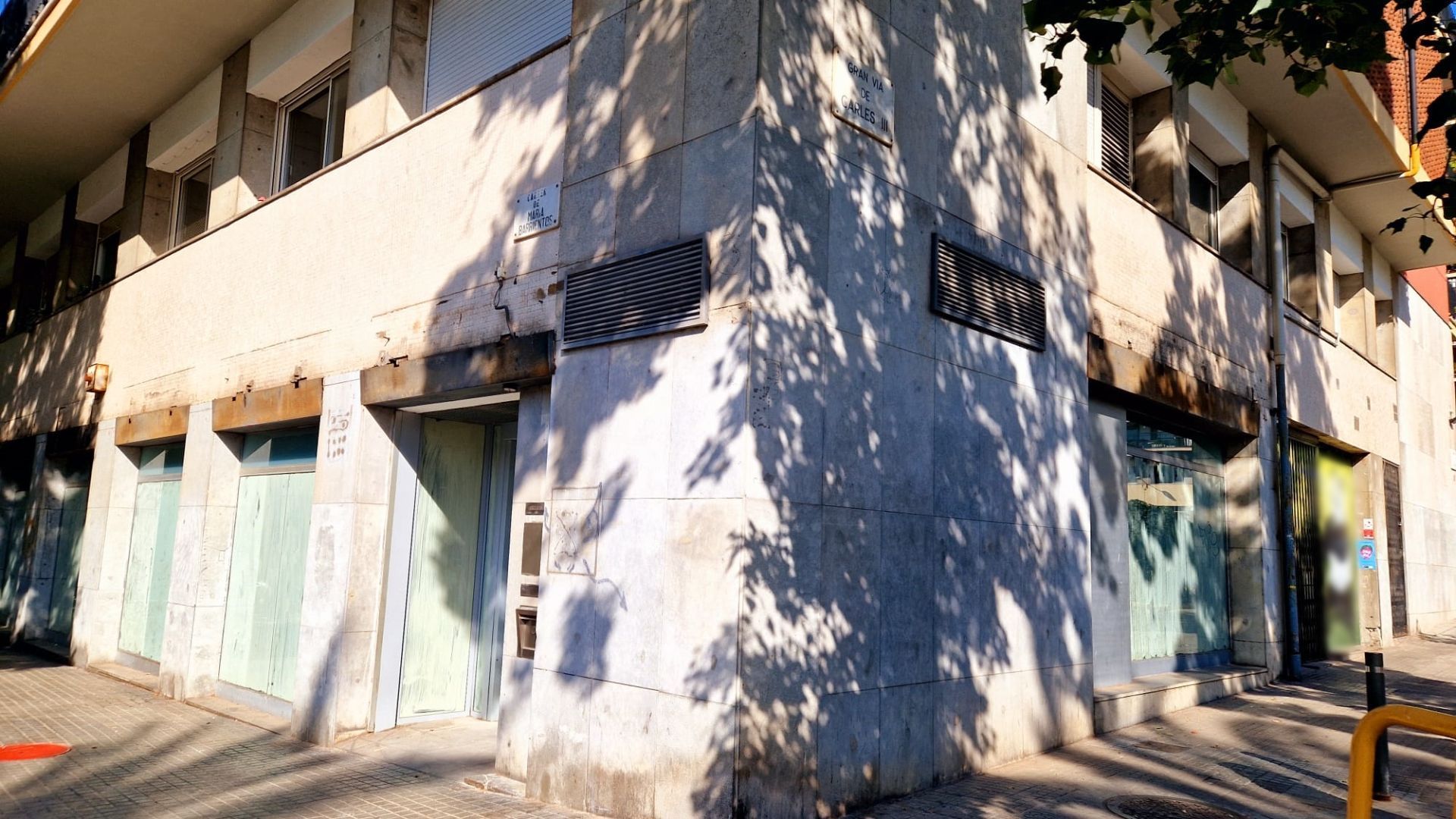 Local de alquiler en carles III, 27, La Maternitat i Sant Ramon, Les Corts,  Barcelona Capital