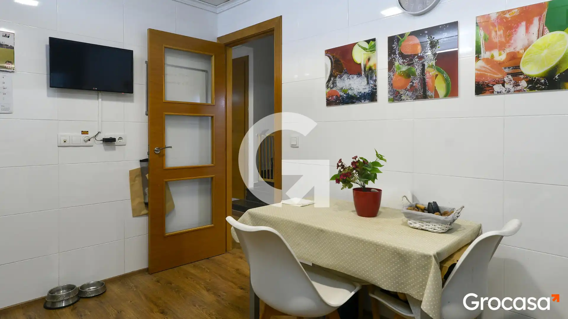 Cuina de Casa adosada en venda en Sagunto / Sagunt amb Aire condicionat, Terrassa i Traster