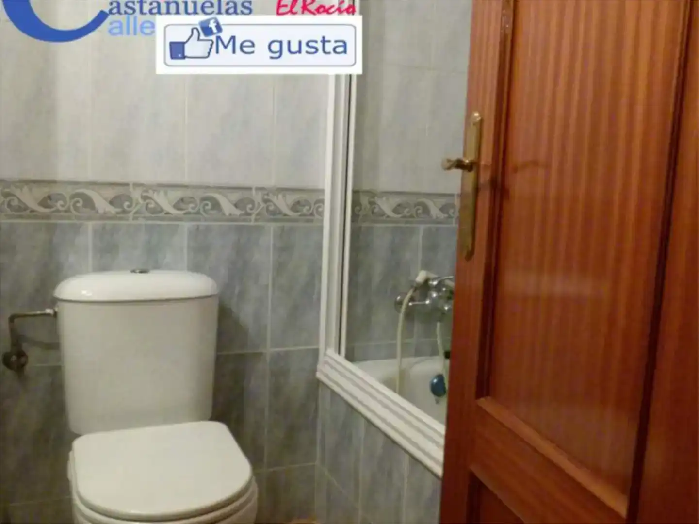 Bathroom of Detached homes for rent in El Rocío  