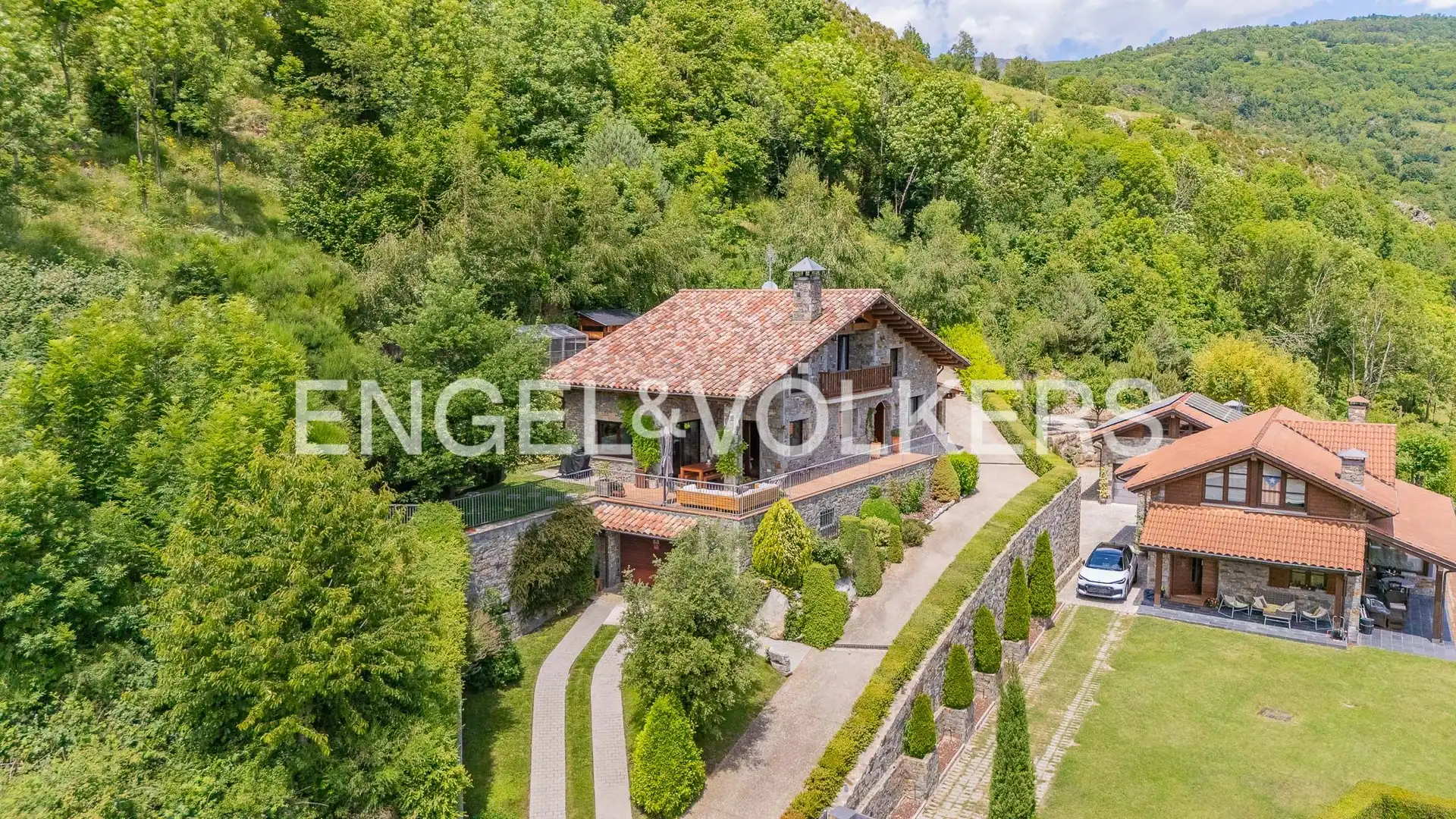 Vista exterior de Casa o xalet en venda en Llanars amb Calefacció, Jardí privat i Parquet