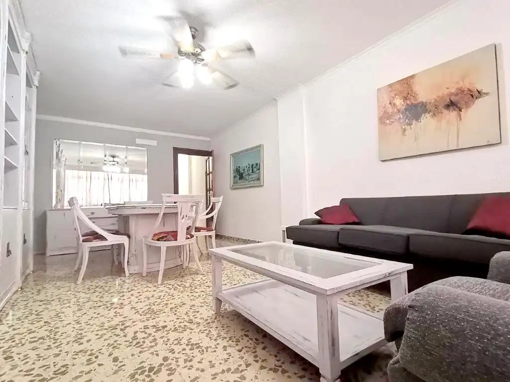 Sala de estar de Piso de alquiler en Málaga con Aire acondicionado, Calefacción y Terraza