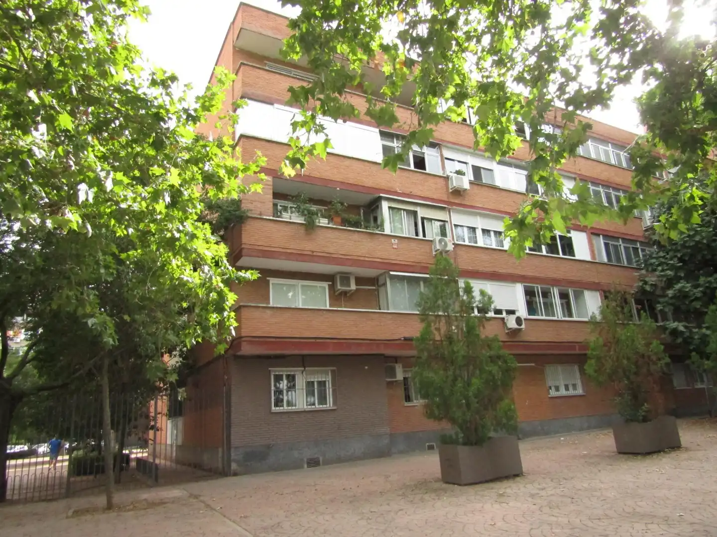 Exterior view of Flat for sale in Torrejón de Ardoz  with Air Conditioner, Heating and Parquet flooring