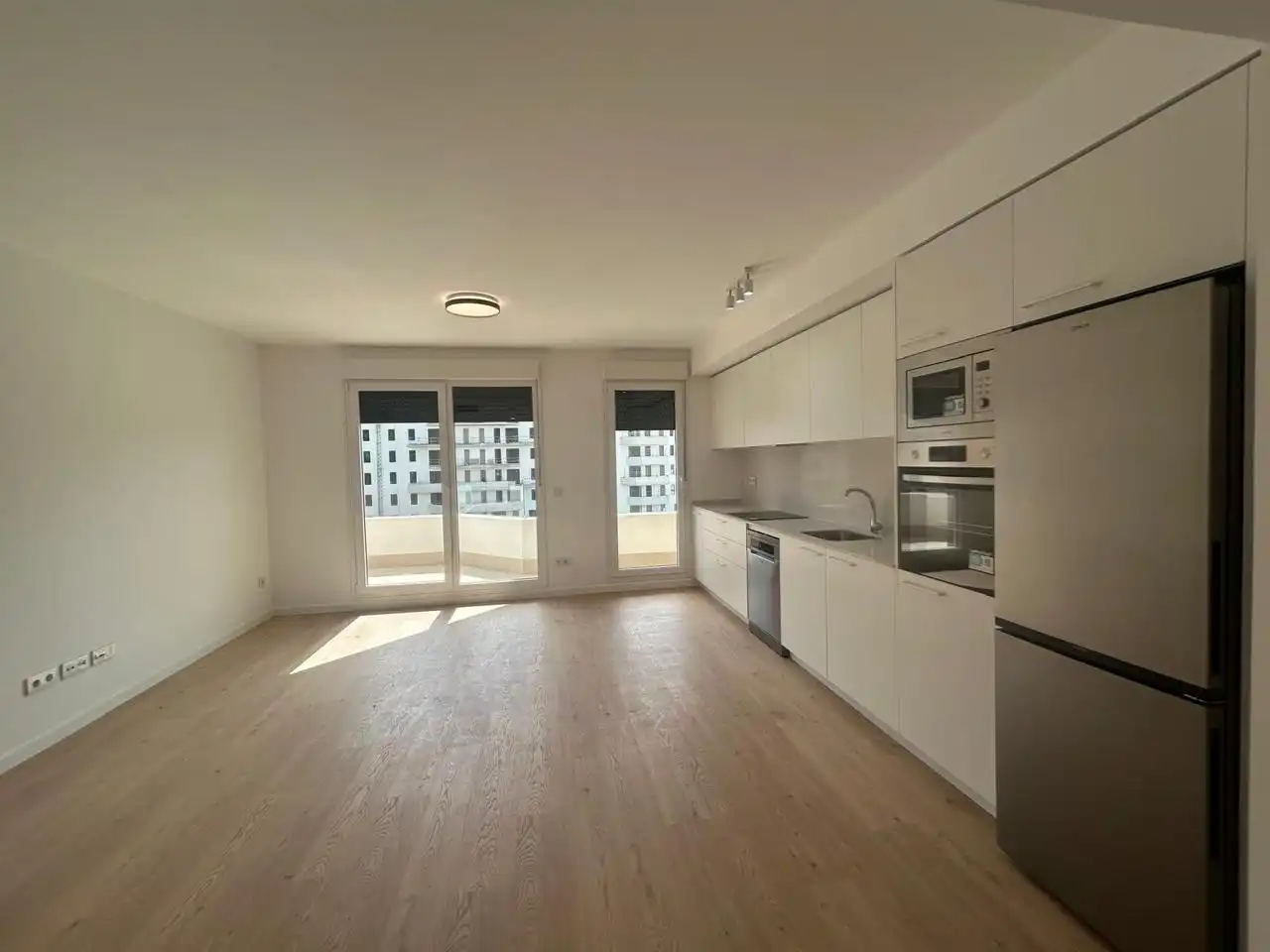 Kitchen of Flat for rent in Dos Hermanas  with Air Conditioner and Terrace