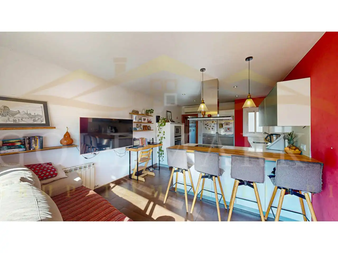 Cocina de Piso en venta en Sant Vicenç Dels Horts con Aire acondicionado, Calefacción y Parquet