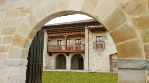 Photo 2 of Country house to rent in Barrio Villapresente, 134, Reocín, Cantabria