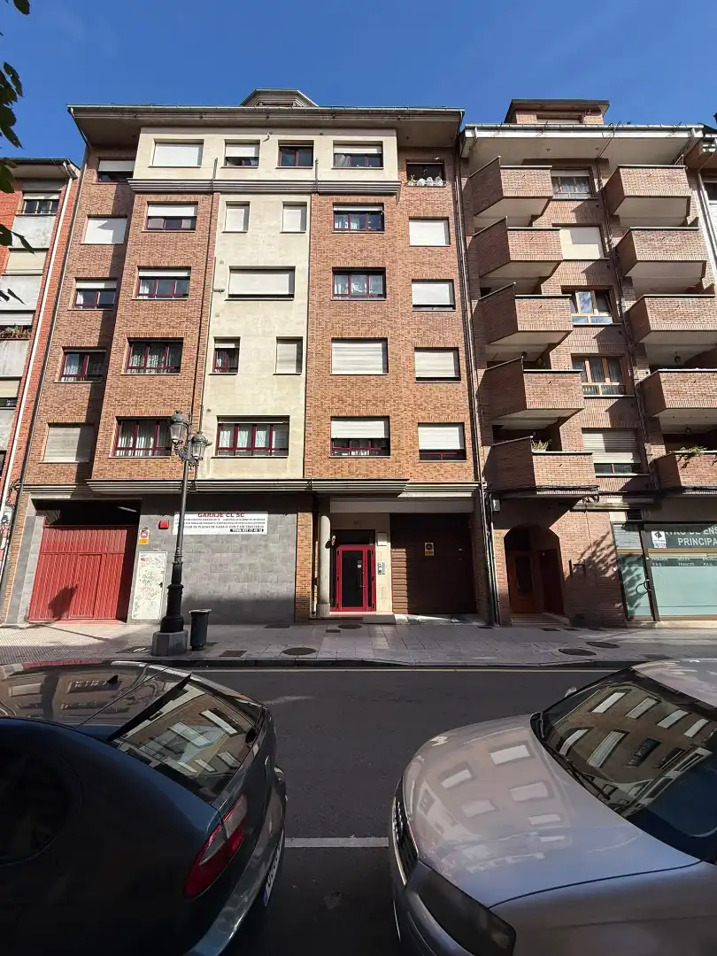 Wohnung mit Aufzug zum Verkauf in Calle Bermúdez de Castro 58