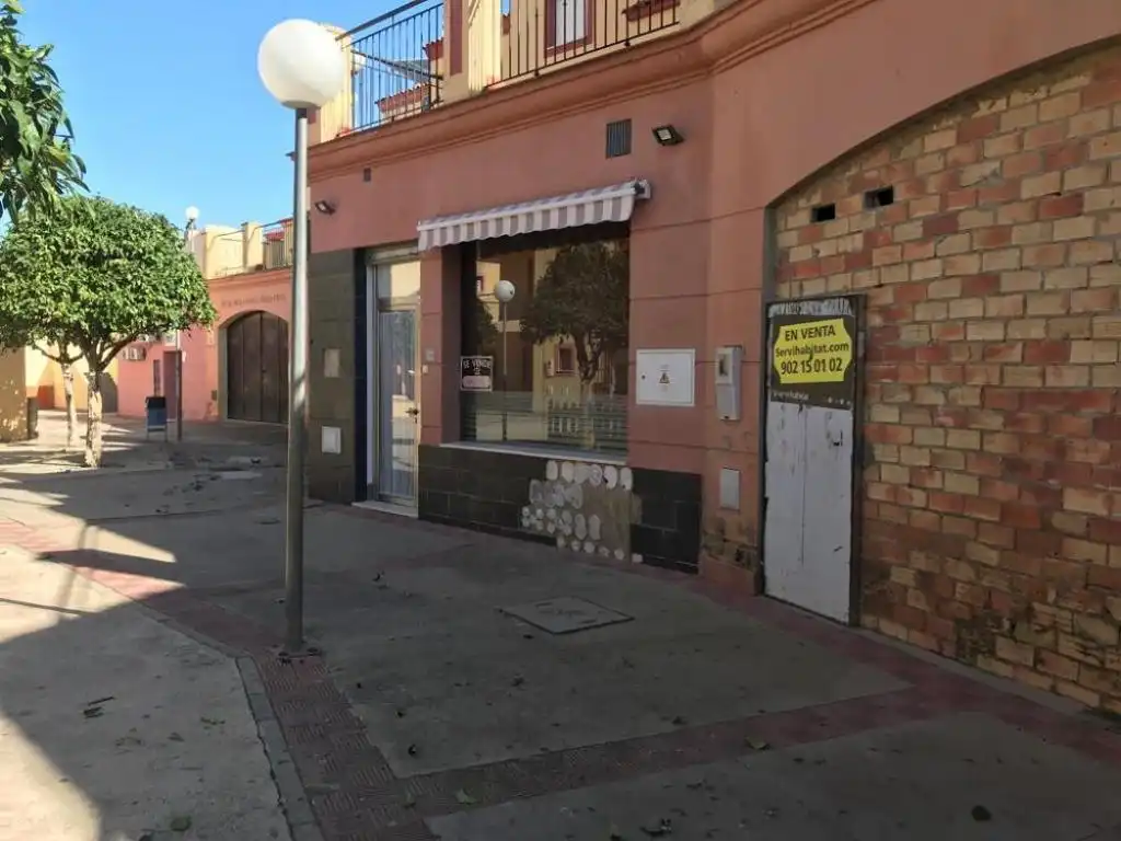 Local comercial en venda a Calle Nuestra Señora de Consolación 21, imagen 2