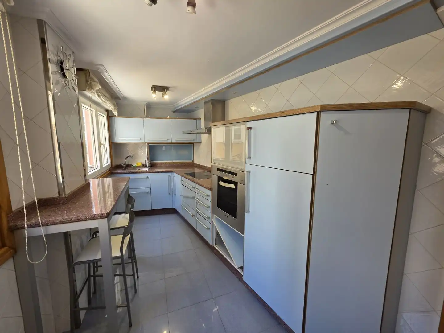 Cuina de Apartament en venda en A Coruña Capital  amb Calefacció