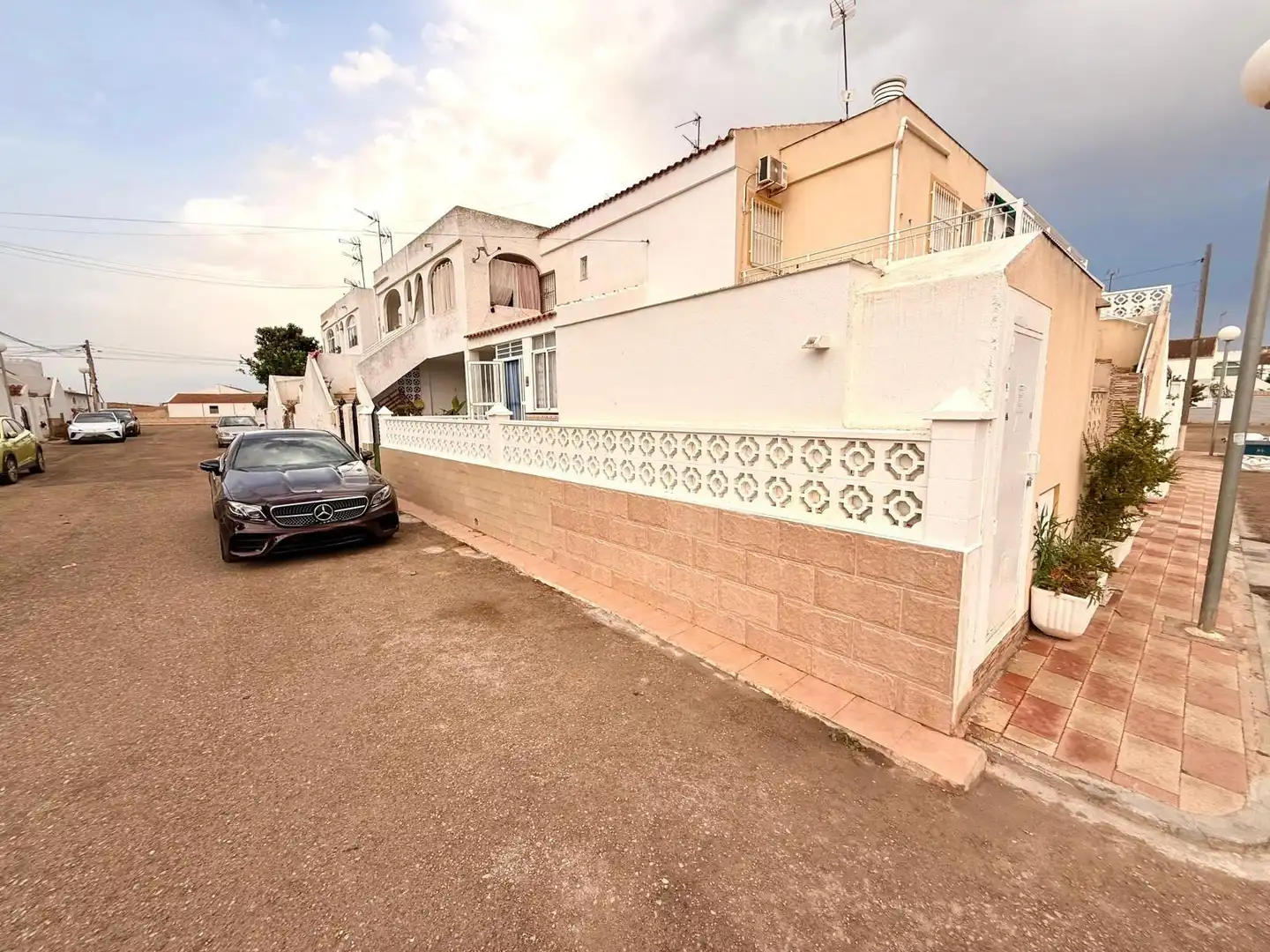 Vista exterior de Casa o chalet en venta en Los Alcázares con Aire acondicionado, Terraza y Amueblado
