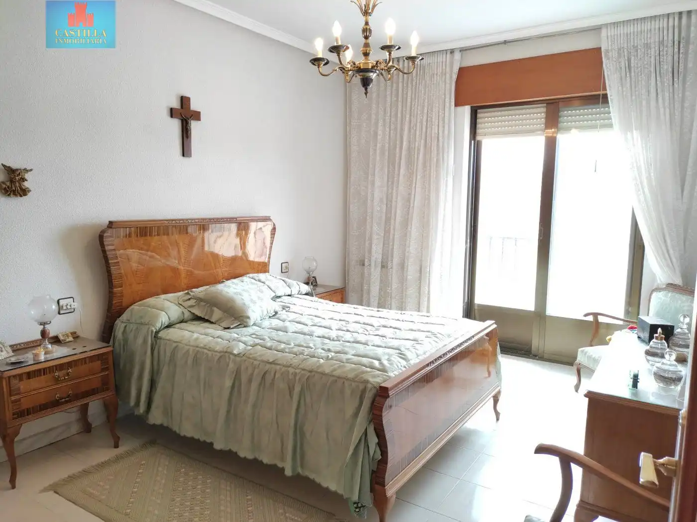 Habitación de Casa o chalet en venta en Velayos con Terraza, Trastero y Amueblado