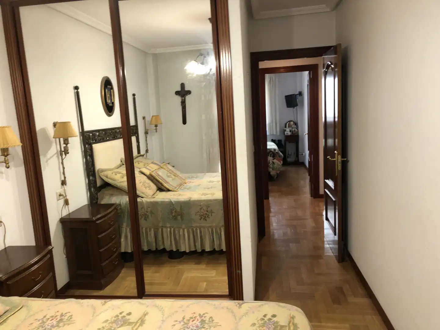 Bedroom of Flat for rent in Oviedo   with Heating, Parquet flooring and Storage room