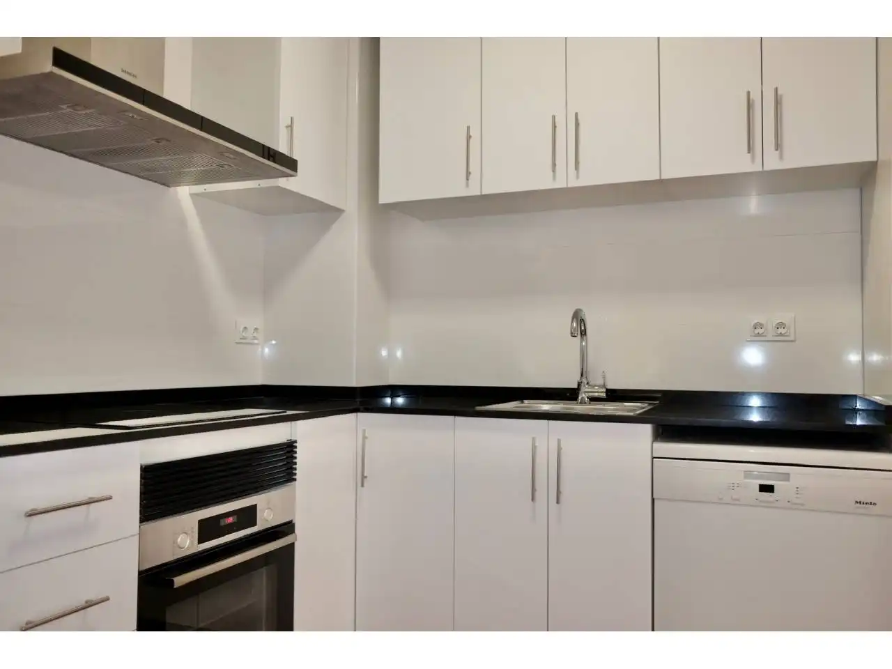 Apartment mit Terrasse zum Verkauf in Calle Balmes, imagen 6