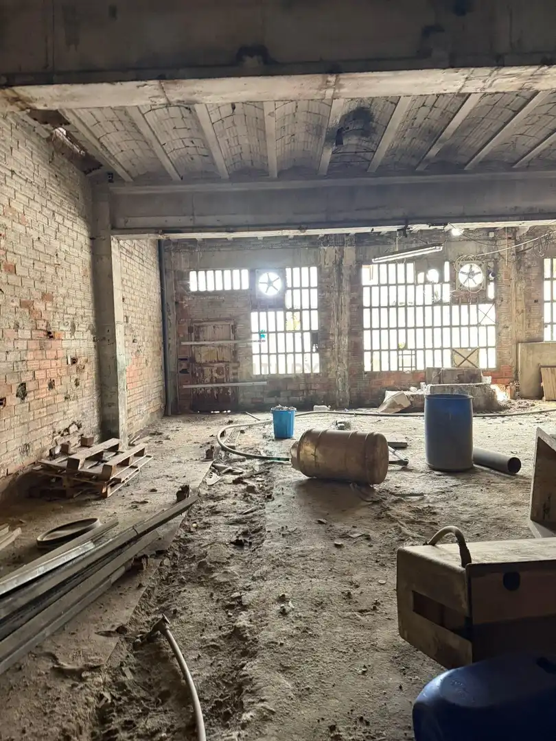 Industrial building with lift for sale in Zona Industrial, imagen 41