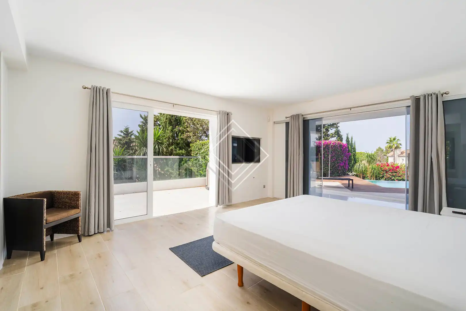 Habitación de Casa o chalet de alquiler en Marbella con Aire acondicionado, Calefacción y Jardín privado