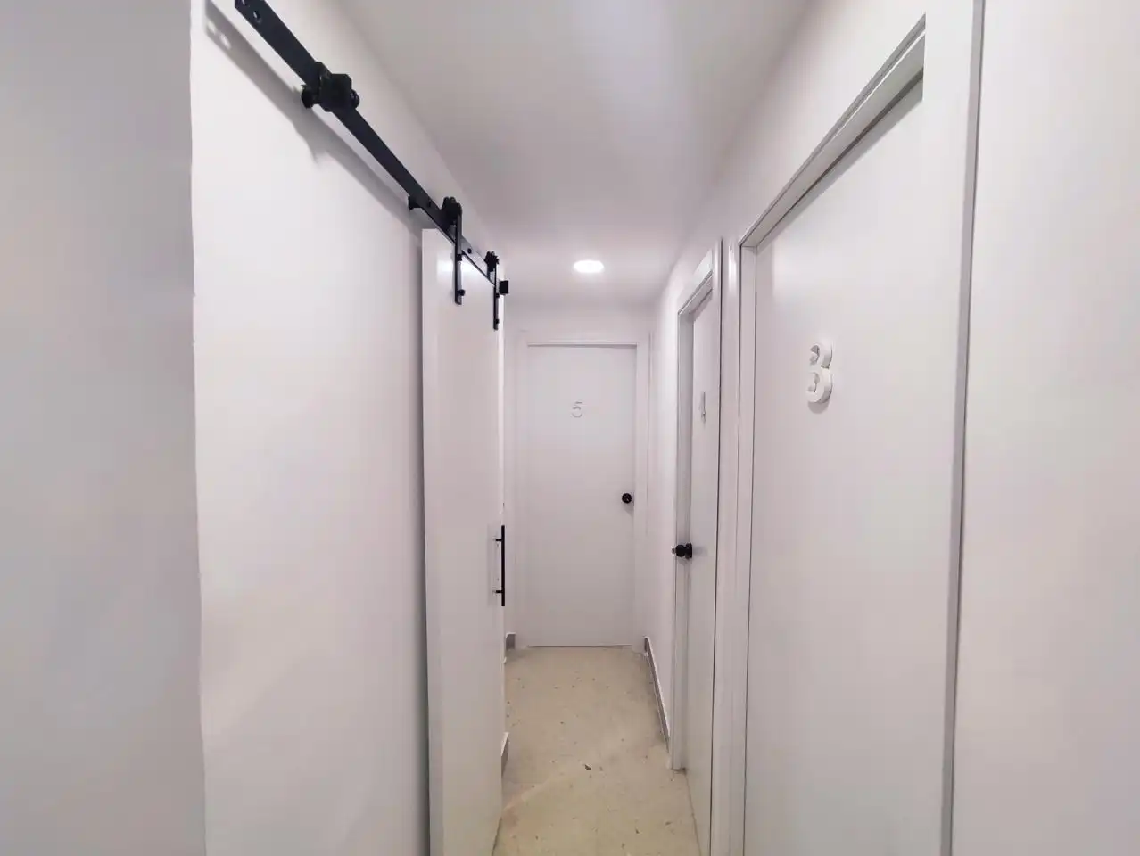 Habitación en Julio Moreno Dávila, Cartuja