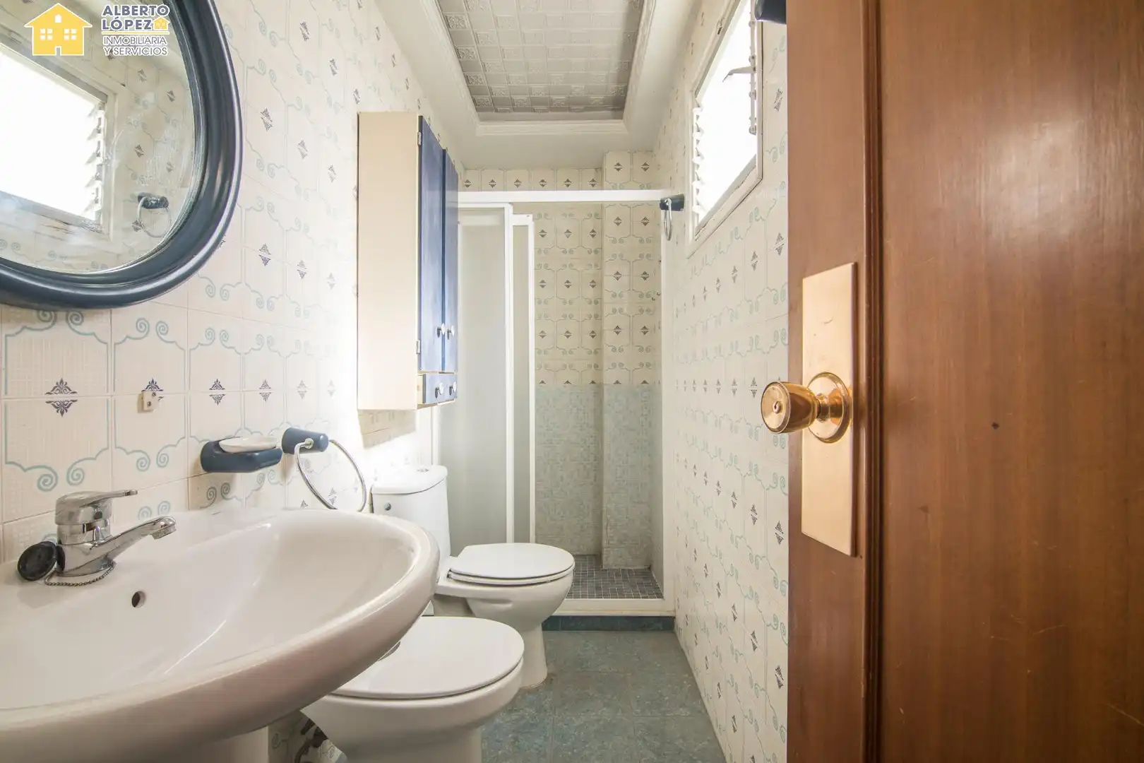 Baño de Ático en venta en Elche / Elx con Terraza y Balcón