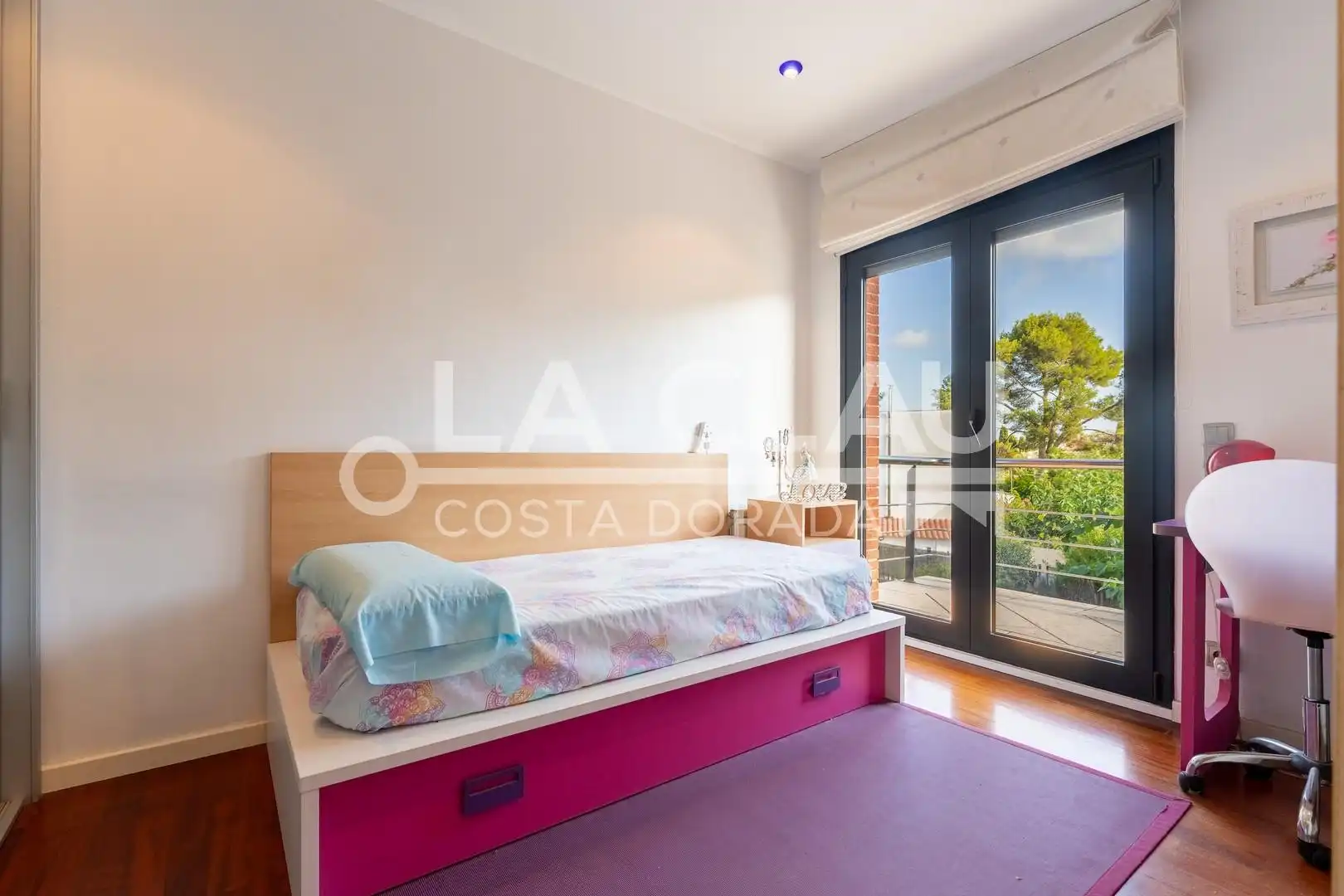 Habitación de Casa o chalet en venta en Tarragona con Calefacción, Jardín privado y Terraza