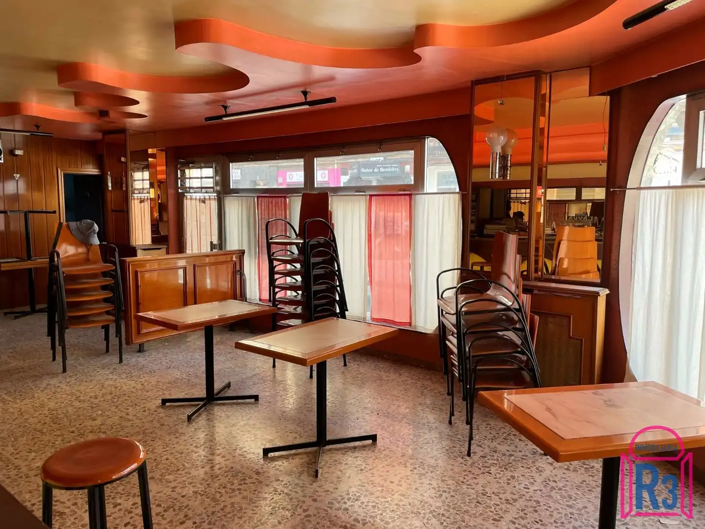 Local comercial en venda a Señor de Bembibre, imagen 4