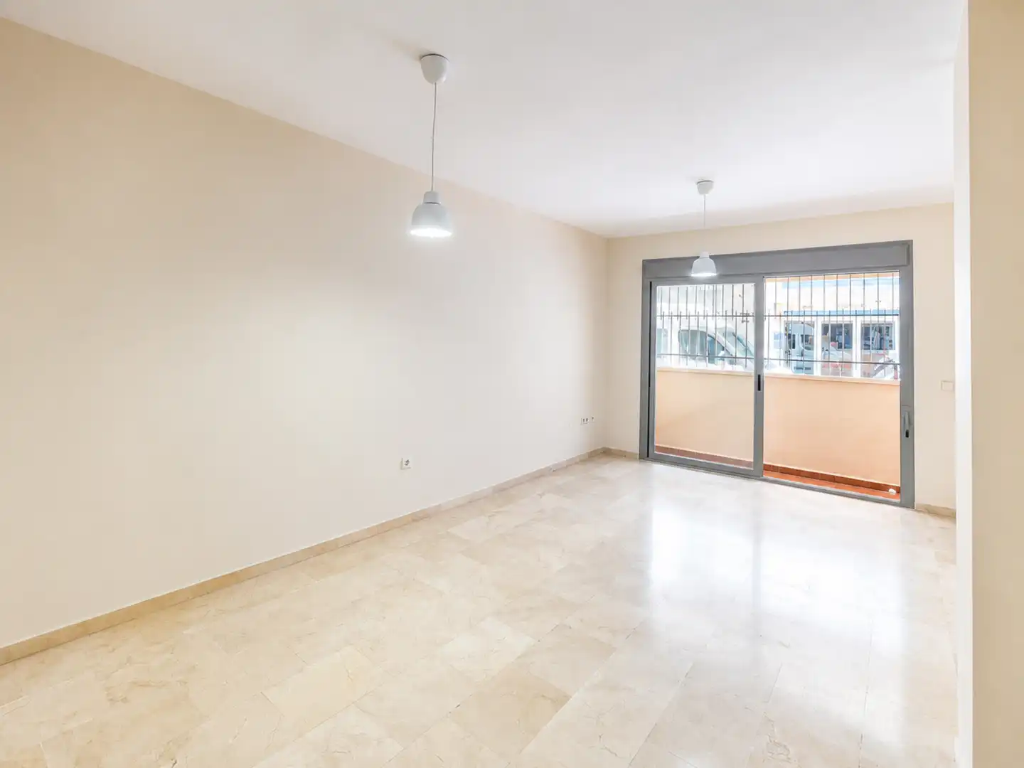 Dining room of Apartments for sale in Marbella  with Air Conditioner, Terrace and Swimming Pool