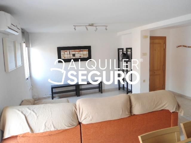 Living room of Flat to rent in  Valencia Capital  with Air Conditioner, Terrace and Furnished