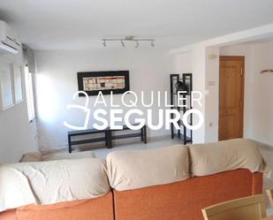 Sala d'estar de Pis de lloguer en  Valencia Capital amb Aire condicionat, Terrassa i Moblat