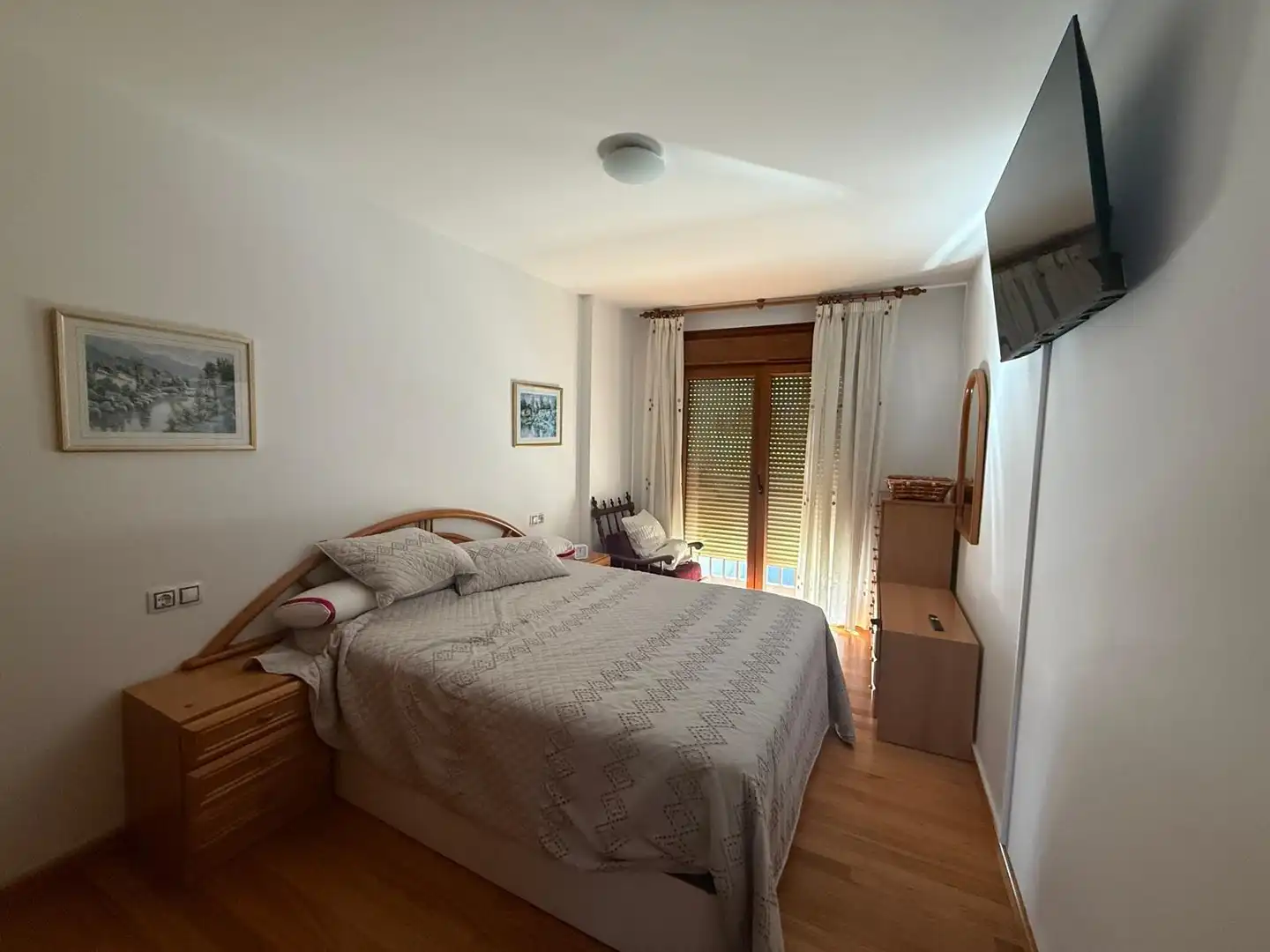 Habitación de Apartamento de alquiler en Boiro, A Coruña