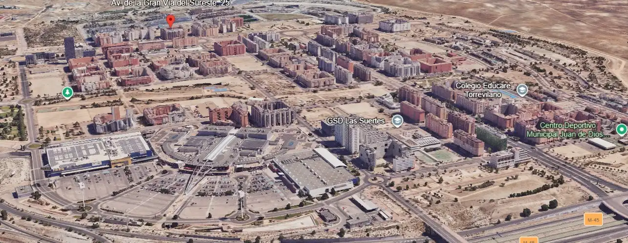 Vista exterior de Apartamento en venta en Madrid con Trastero, Amueblado y Balcón