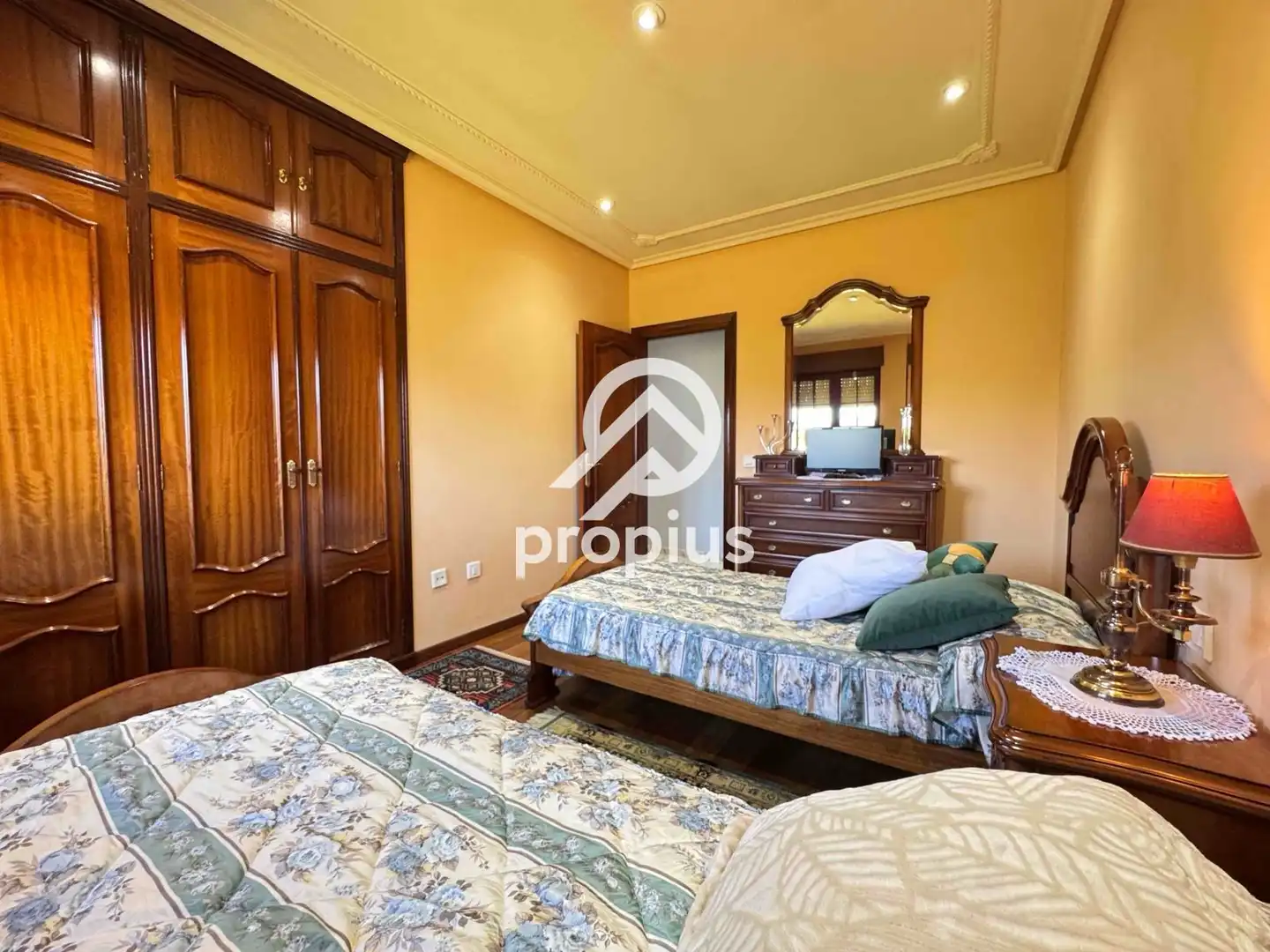 Habitación de Casa o chalet en venta en Avilés con Calefacción, Jardín privado y Parquet