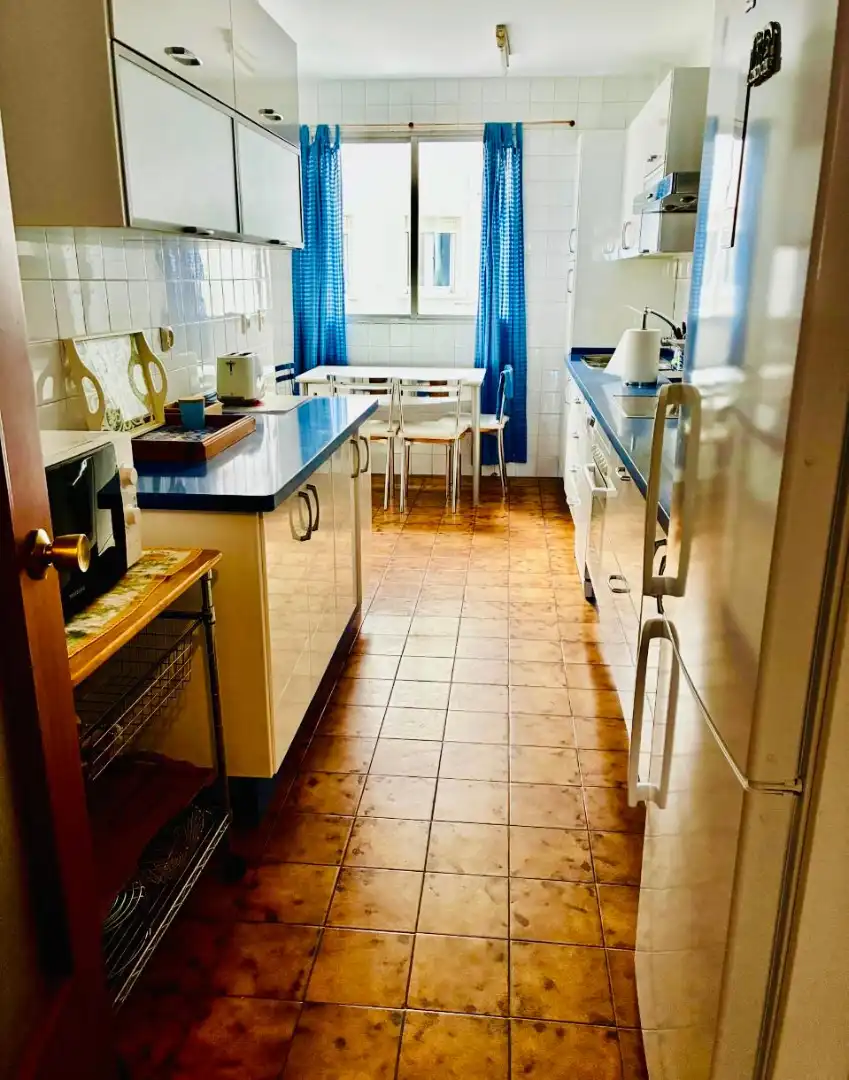 Cocina de Piso en venta en Cádiz con Terraza