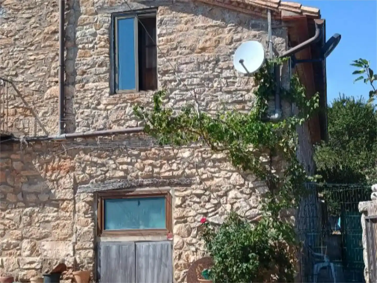 Vista exterior de Piso en venta en Albentosa con Jardín privado, Trastero y Amueblado