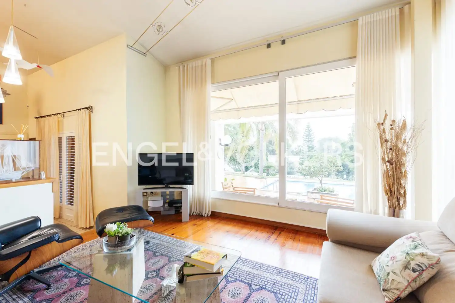 Sala de estar de Finca rústica en venta en Benicasim / Benicàssim con Calefacción, Jardín privado y Terraza
