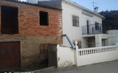 Vista exterior de Casa o xalet en venda en Guadix amb Moblat